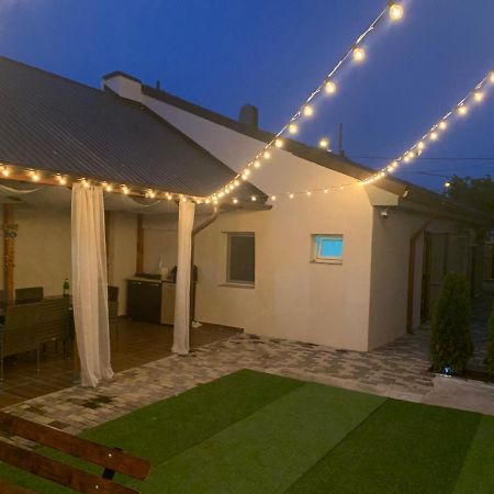 Casa Anastasia-Constanta Delfinariu Exteriör bild